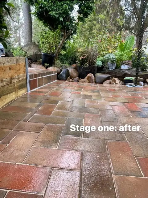 Red brick paving and timber sleeper walls with a stone courtyard (5 of 8)